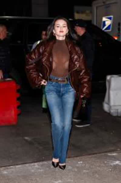 2f6bb71a518b16092da55c9b938bd7a00849693fbd42cc7ffd7cbc2bae08a9d8 thumbnail