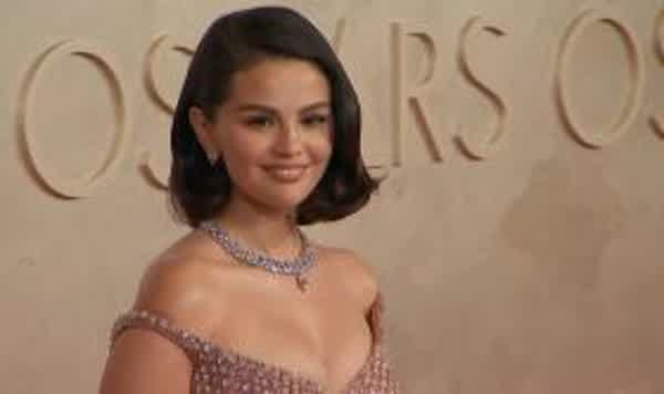 53f539c6e0fd8ec2a4a27d8fdf151f823456f262a0a25e6add79b1efe488aaee thumbnail