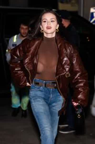 8104cfb48852a91e2280fd3de51d079ff9d856ff968186bcfce47abb608d9049 thumbnail