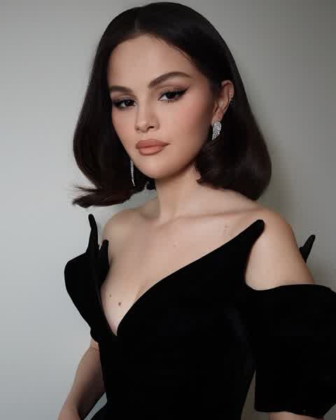 f4dc4e526ccc4b40e621267aaafa7c2960cb69379ab0124add3e2067e2c92bd2 thumbnail