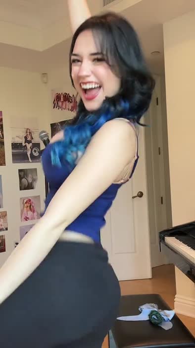 8bc7dadefc602b1e54417bb5de6e918b79082613073af7f96b55ec1bf54a6aa1 thumbnail