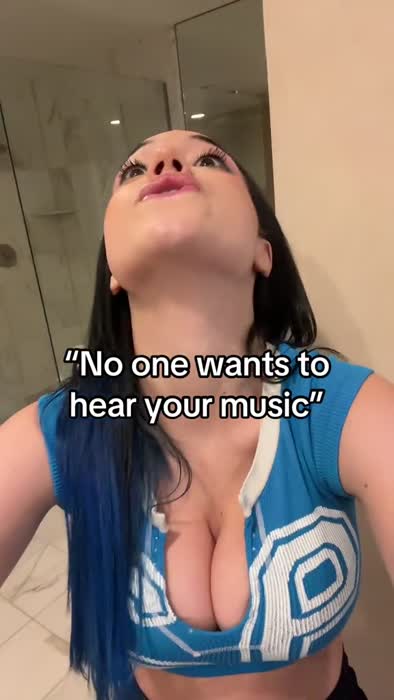 a75071823f685e131b3f680a7e758ccb0871e2dab6afa9735a41a4029e87dff2 thumbnail