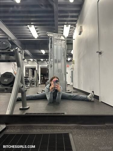 256651303128851242258517883437283071420 thumbnail