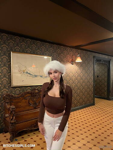 82396921235045024175676963756661385927 thumbnail