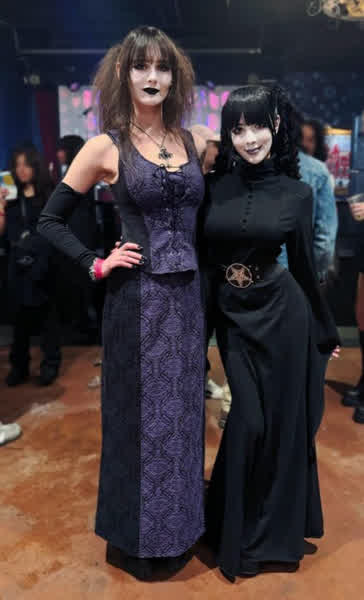 4dce65b2fa08b48ac687a2d205261b81b395fb1d5d4ffdce2c6a98bde7b77281 thumbnail