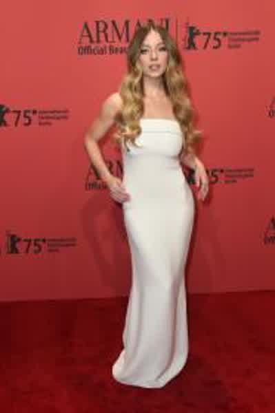 81c4dd99593910a680b3f3e04589a5d13e8efccf7e1de68b82c501d6bbee0fab thumbnail