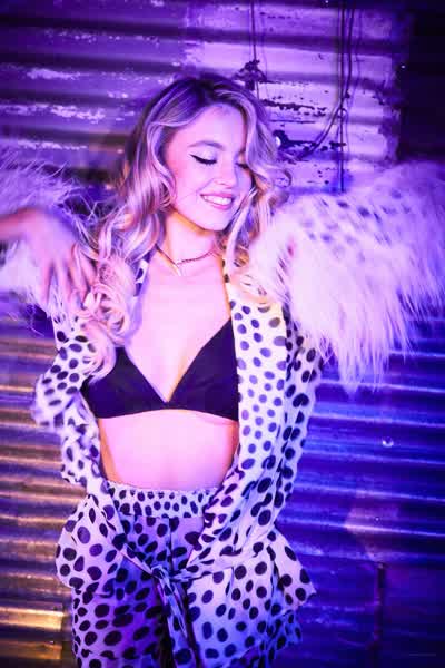 8dad697e2b96d2a88f3d66daa3b86578edb194e279a0988061f6c2785e7f70c0 thumbnail