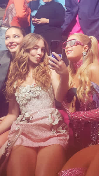 9b2b4255b4ba639da53cdbd81de04a0aee8f77c55da26f3e091b9fbeb96e3ede thumbnail