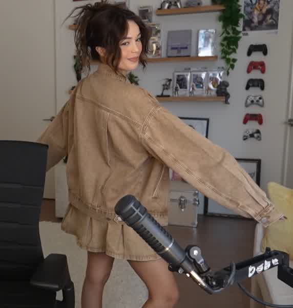 82c36b09bdd90e7adf1e2f25a1f77db97d2afe9d320a0d8d1703ca53c869b813 thumbnail