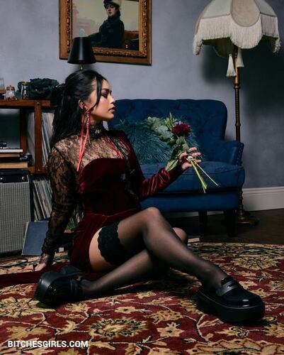 118321841802377866665316817695526167316 thumbnail