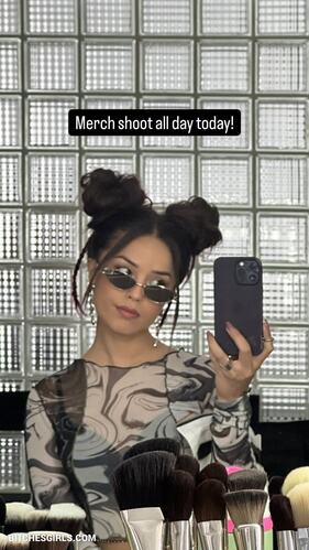 195349273173372679725255079255608415509 thumbnail