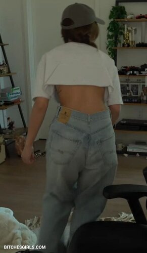 220823080947995691737511899611218302079 thumbnail