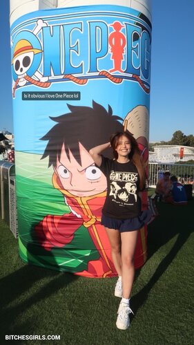 279424525656889272136826179449459887825 thumbnail