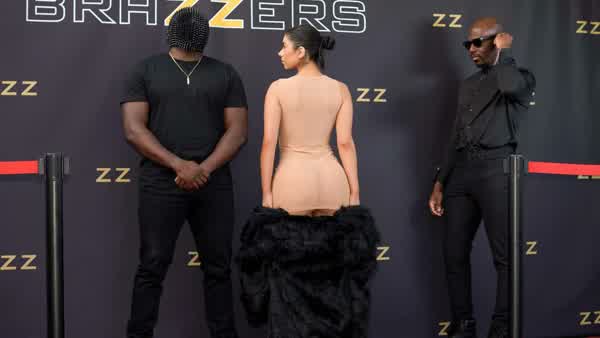 2c1bbd1f0eca81093aa6374b9bce367fb1035f277ad1f386b970da857af3ad87 thumbnail