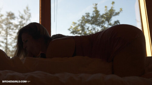 257261585048818358273465313168203097755 thumbnail