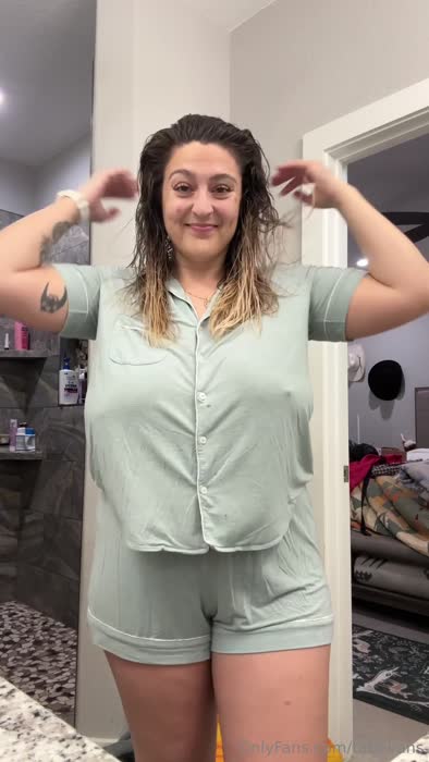 f1d350555225ab7c91145a5c882ed821989b5816ff3b101caeba0c828d06c46f thumbnail